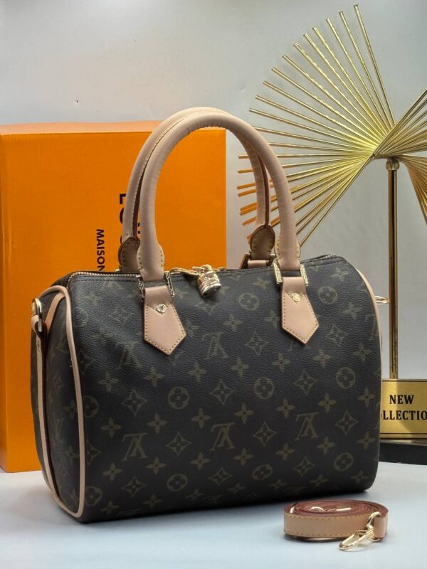 Louis Vuitton Speedy