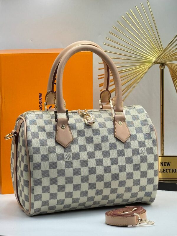 Louis Vuitton Speedy