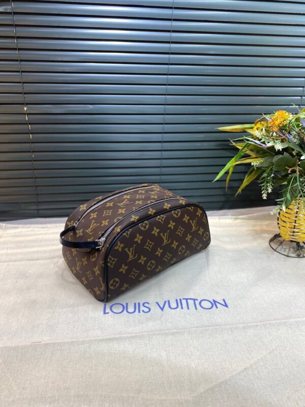 Louis Vuitton Neseser