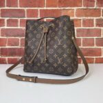 Louis Vuitton Poluruksak