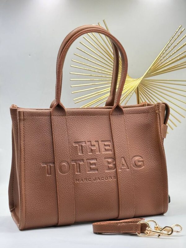 THE TOTE BAG