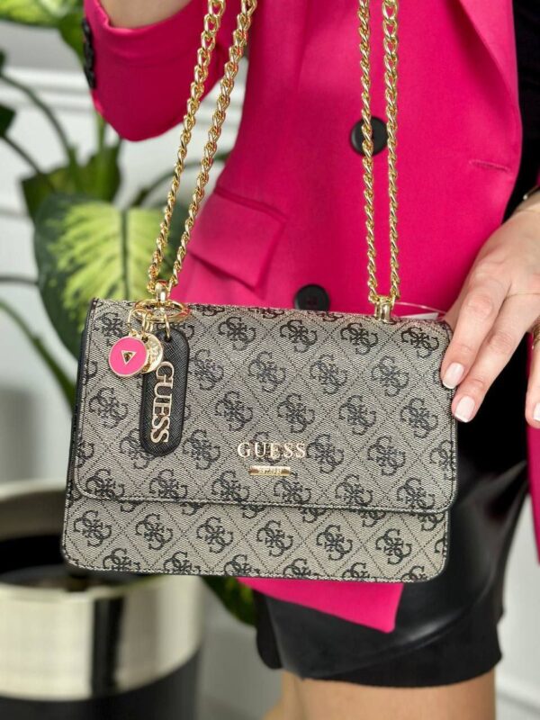 Guess Mini