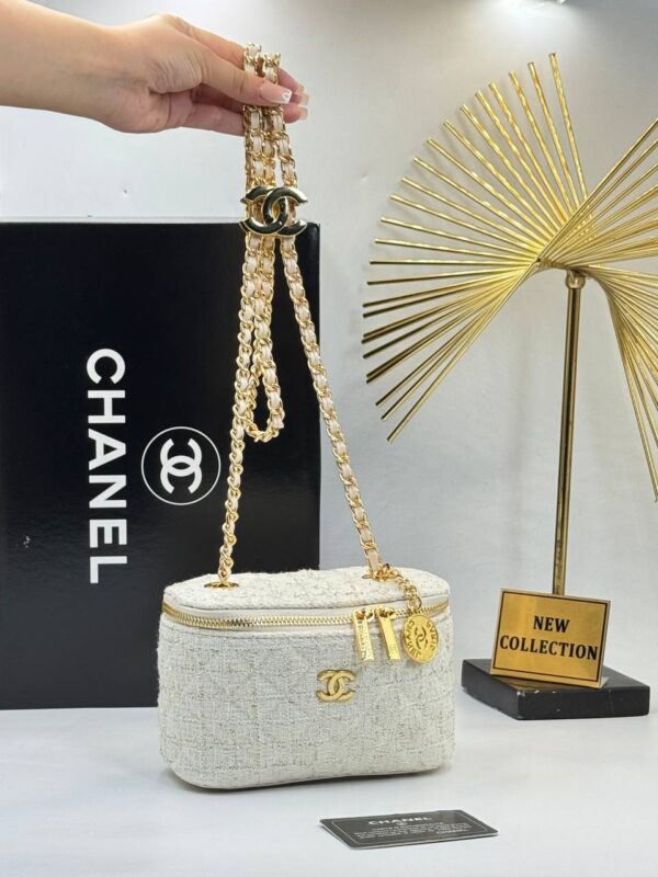 Chanel Mini