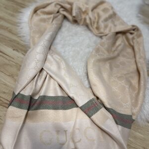 Gucci Marama