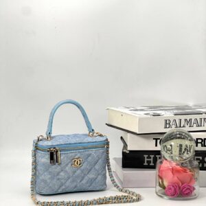 Chanel Mini 2