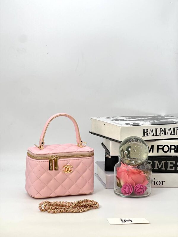 Chanel Mini 2