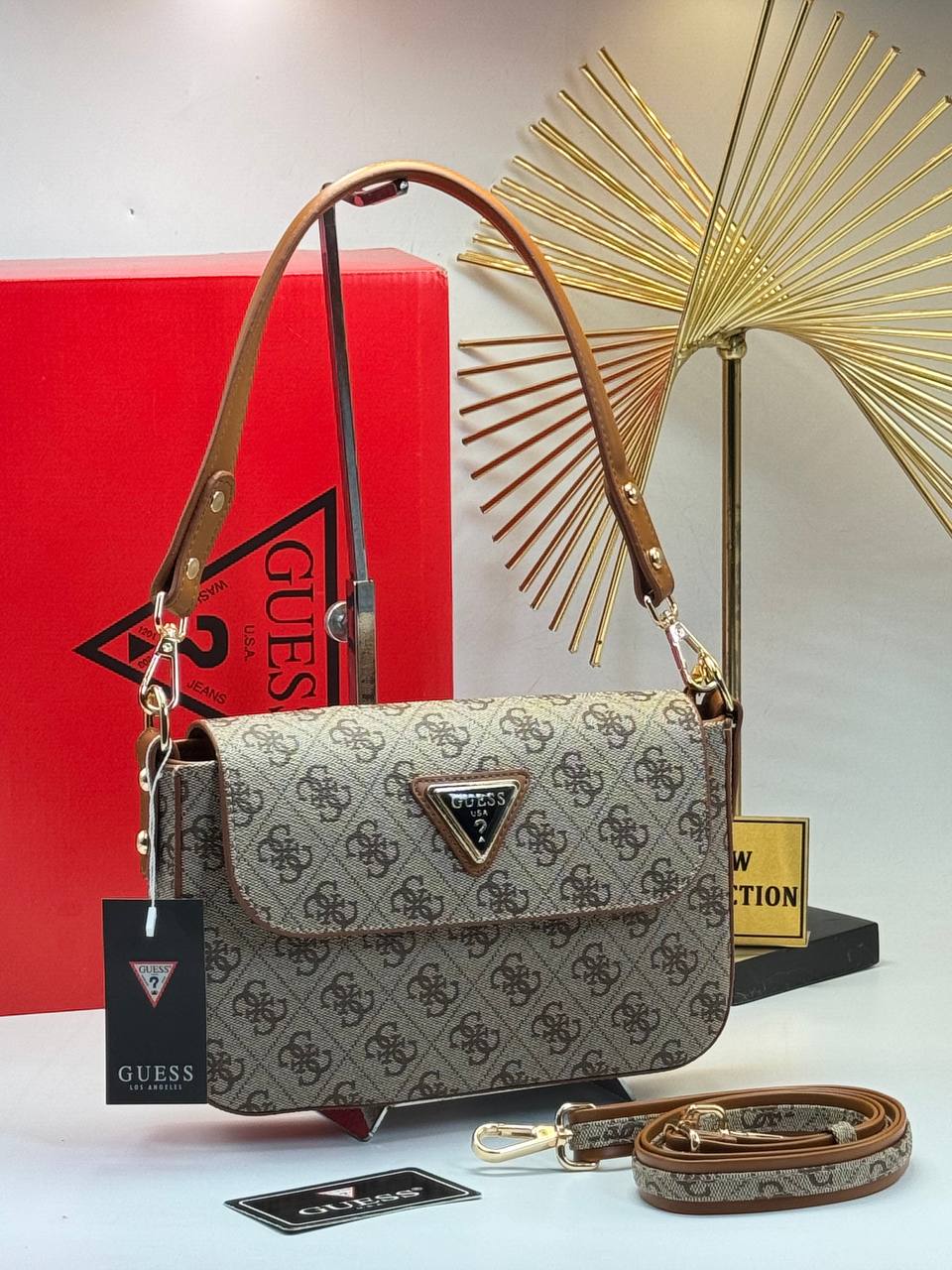 Guess Mini