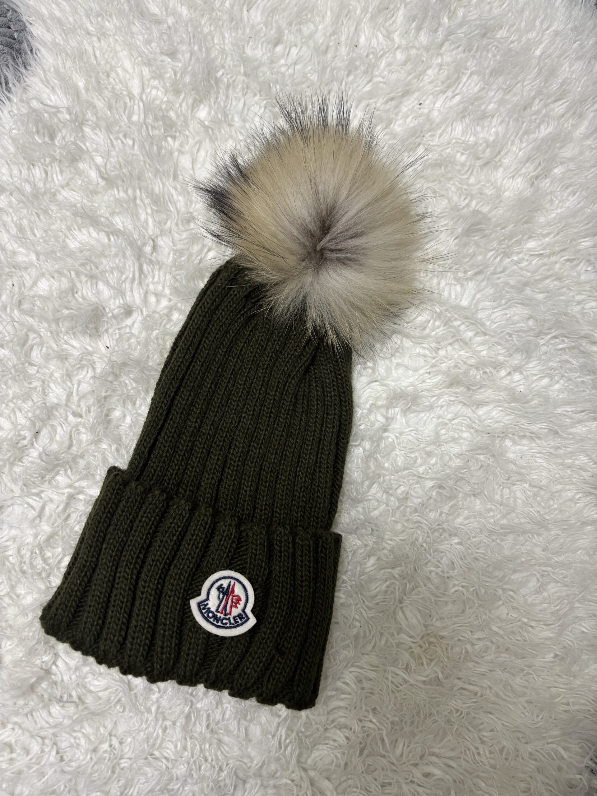 Moncler Kape sa Prirodnim Krznom