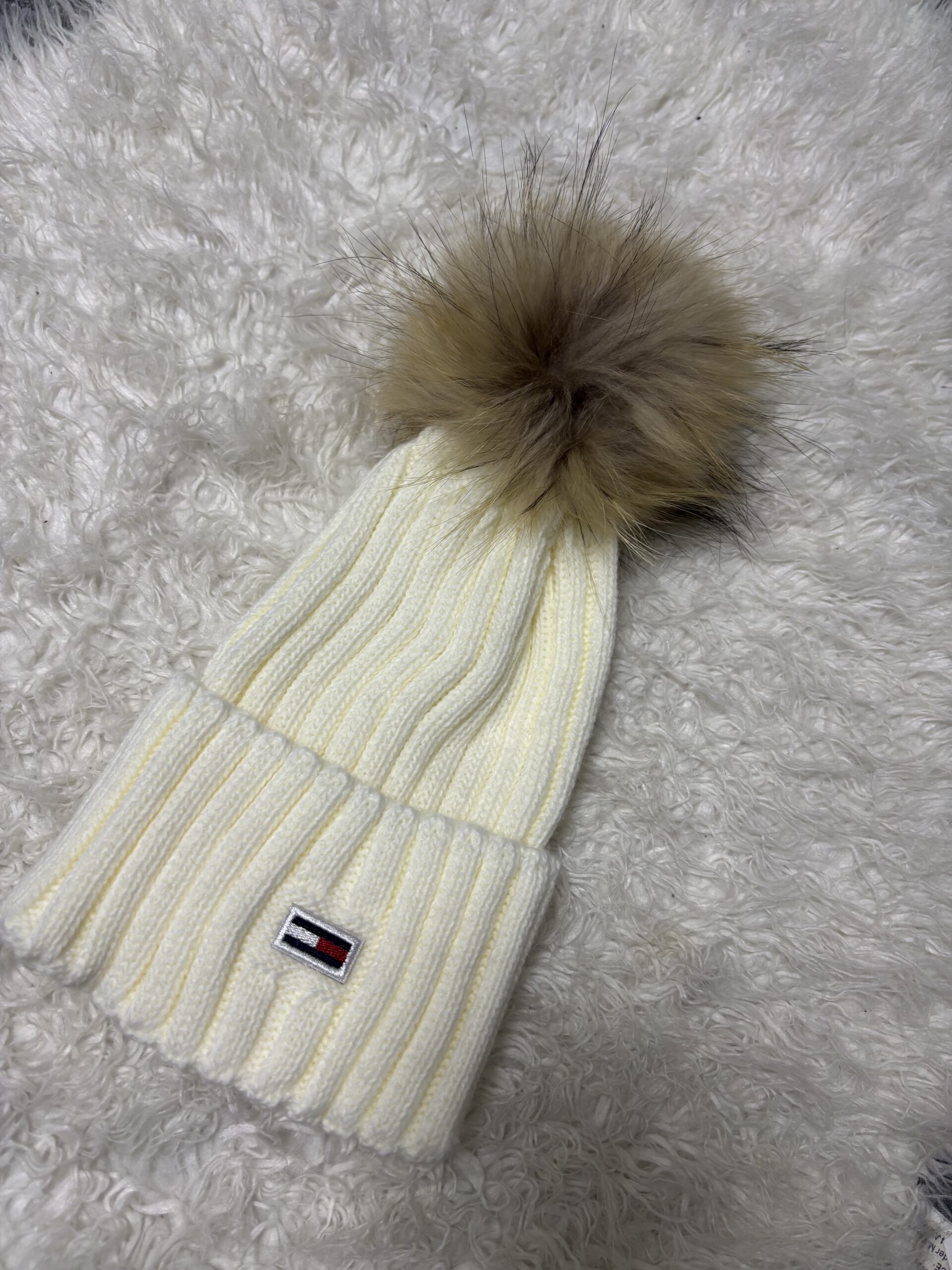 Tommy Hilfiger Kape sa Prirodnim Krznom